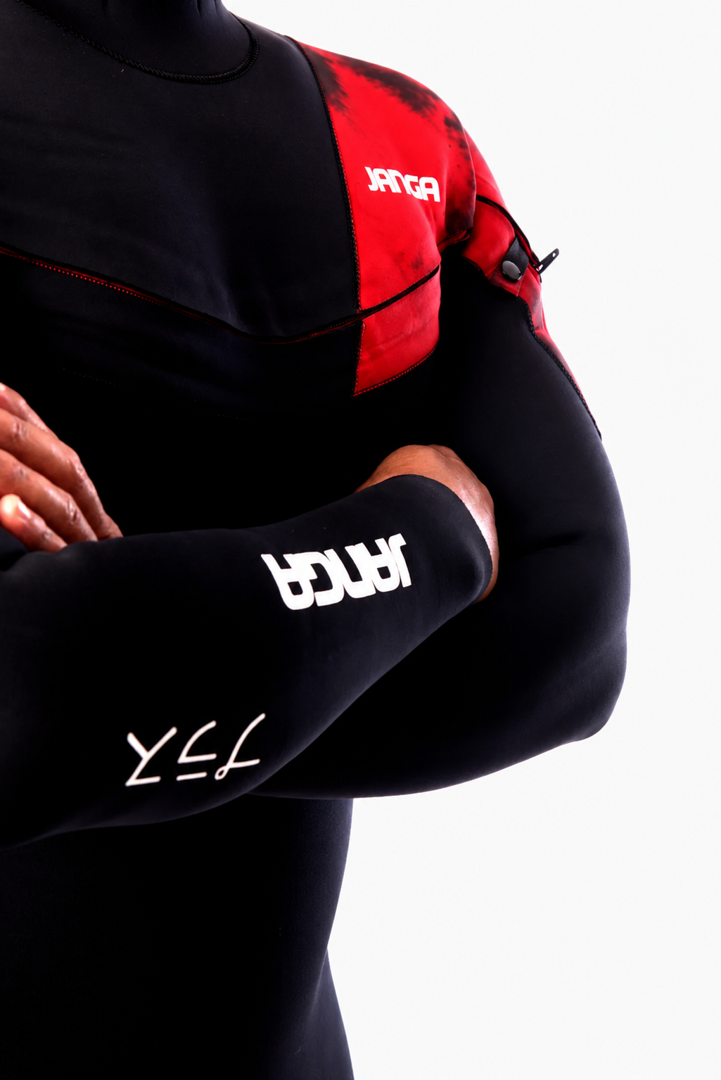 BLACK&RED?BLACK & RED